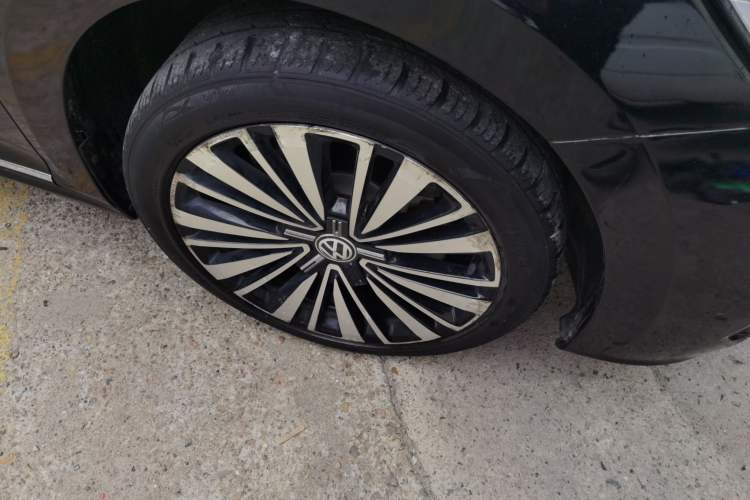 Used Volkswagen Passat 2020 Revised Version 330TSI Luxury Edition China VI Standard