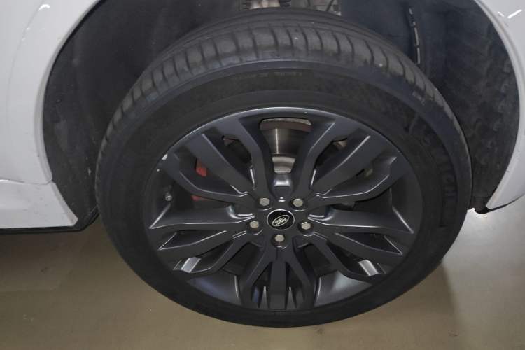 Used Land Rover Range Sport 2017 3.0 SC V6 HSE DYNAMIC Right Front Wheel Hub