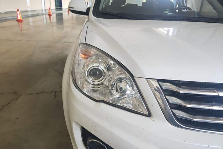 Used Haval H6 2016 Upgraded Model 1.5T Manual Two-Wheel Drive Value Edition
