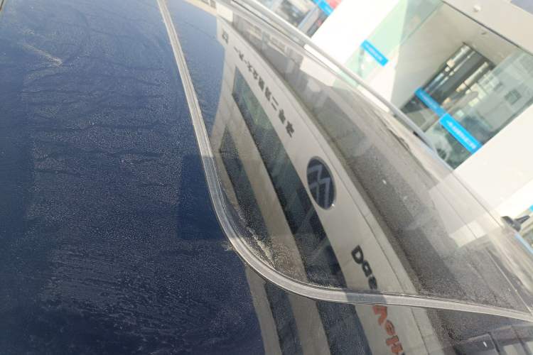 Used Volkswagen T-ROC 2023 300TSI DSG Two-Wheel Drive Starlight Edition