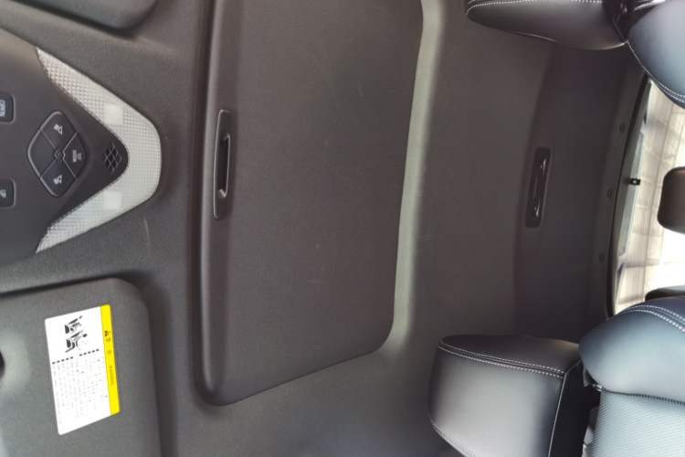 Used Toyota IZOA 2020 2.0L Enjoy Edition