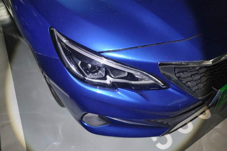 Used Peugeot 408 2019 230THP Automatic Luxury Edition China V Standard Right Front Headlight