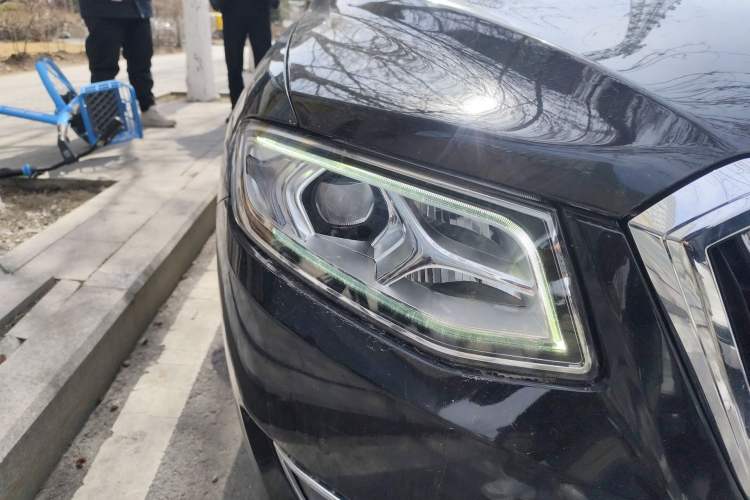 Used Hongqi H7 2019 2.0T Flagship Edition Right Front Headlight