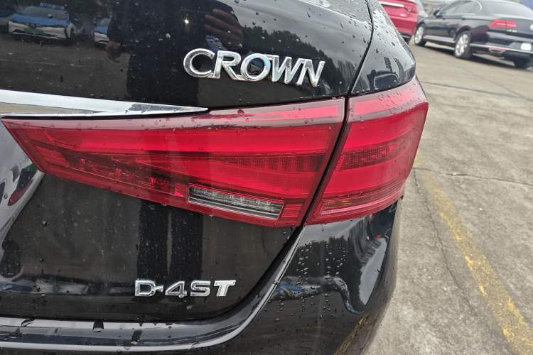Used Toyota Crown 2015 2.0T Fashion Edition