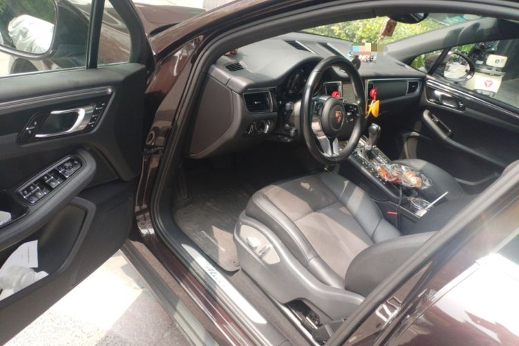 Used Porsche Macan 2014 Macan 2.0T
