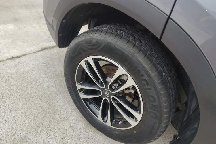 Used Cowin Xuanjie 2024 1.5L CVT Comfort Edition Right Rear Wheel Hub