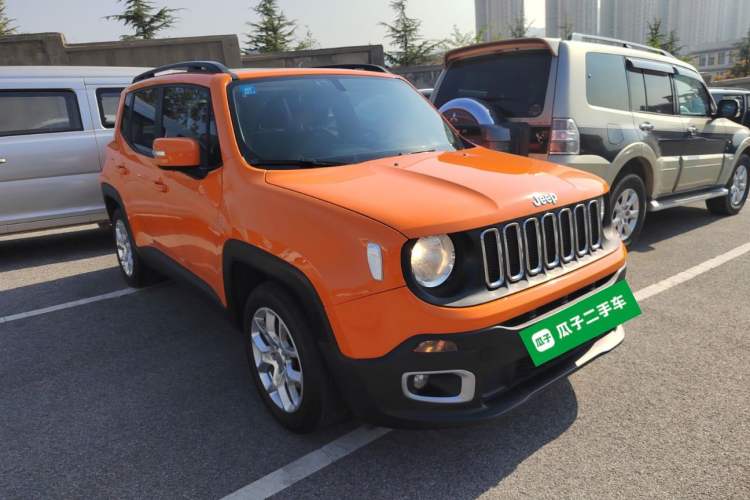 Used Jeep Renegade 2018 Connected Large Screen Version 180T Automatic High-Energy Edition
