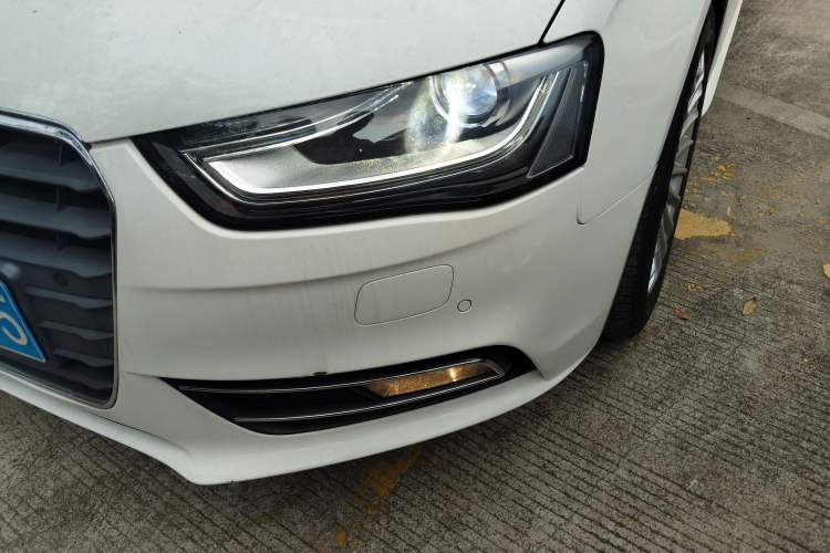 Used Audi A4L 2015 35 TFSI Automatic Comfort Model Left Front Headlight