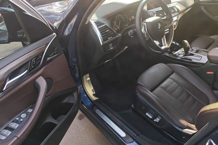 Used BMW X3 2018 xDrive28i Luxury Package China VI Emission Standard
