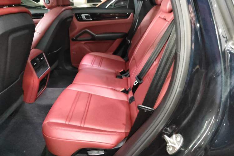 Used Porsche Cayenne E-Hybrid 2021 Cayenne E-Hybrid 2.0T
