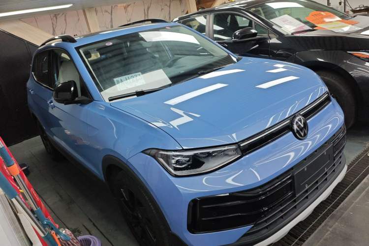 Used Volkswagen Tharu 2025 NewRui 300TSI Prestige Edition
