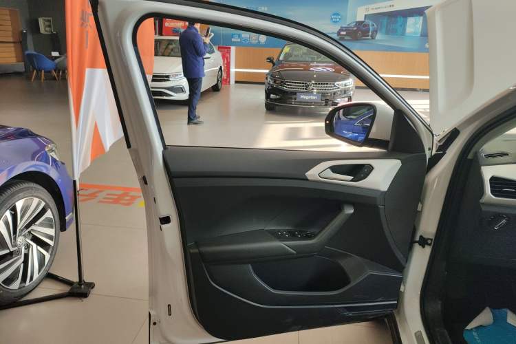 Used Volkswagen Tacqua 2021 280TSI DSG EnjoyPro Smart Connectivity Version