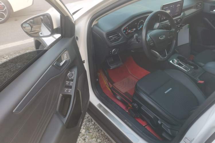 Used Ford Focus Active 2020 EcoBoost 180 Automatic Trendy Model