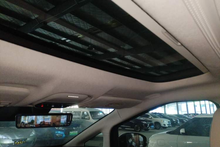 Used XPeng X9 2025 740 Ultra-Long Range Max
