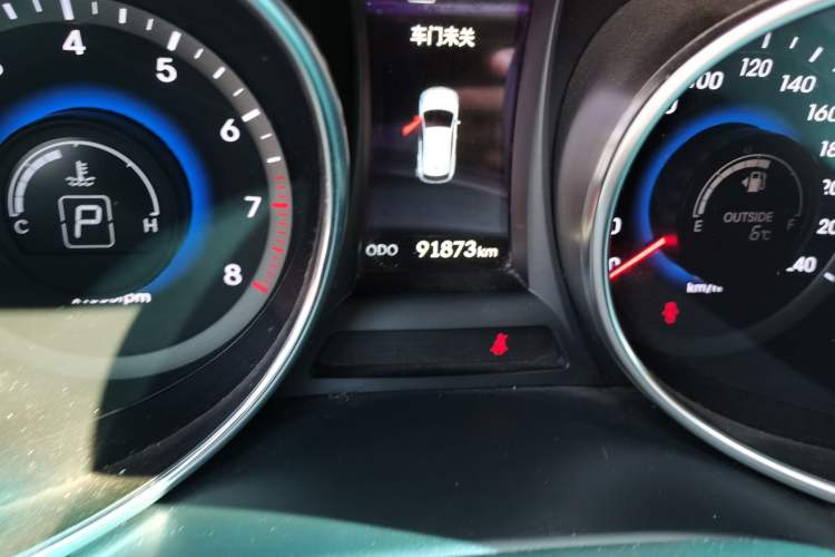 Used Hyundai Santa Fe 2015 2.0T Automatic Two-Wheel Drive Smart Version 5 Seats
