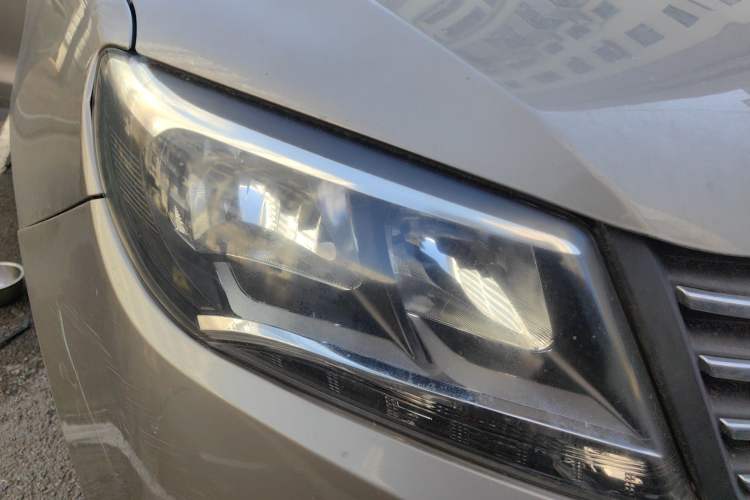 Used FORTHING S500 2016 1.6L Manual Luxury Model
