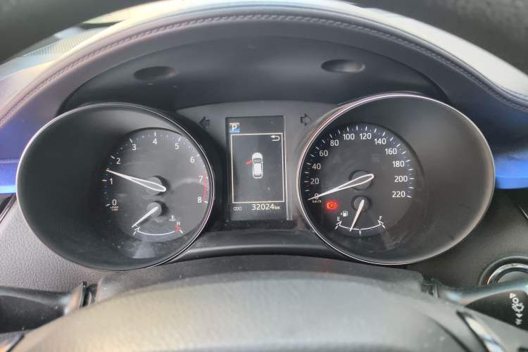 Used Toyota IZOA 2020 2.0L Enjoy Edition
