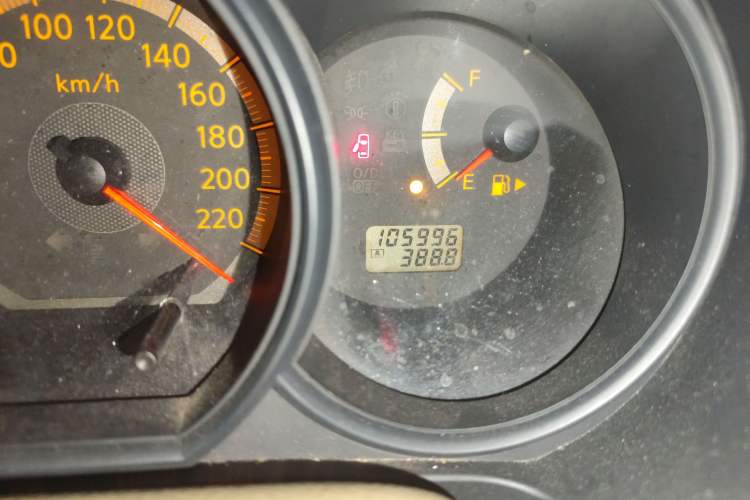 Used Nissan Livina 2009 1.6L Manual All-Around Model
