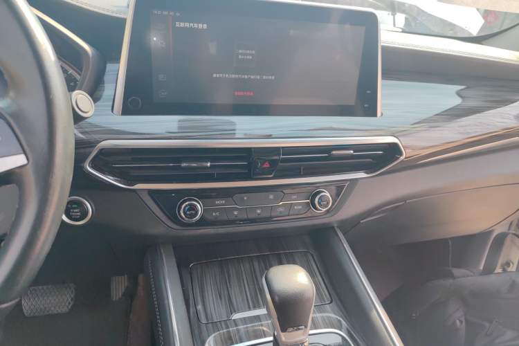 Used SAIC MAXUS D90 2017 2.0T Automatic Two-Wheel Drive - Uranus