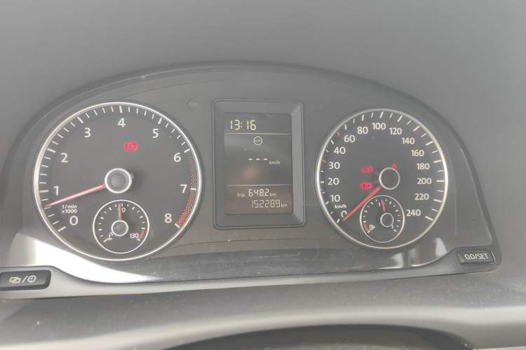 Used Volkswagen Touran 2013 1.4T Manual Fashion Edition 5 Seats Instrument Cluster