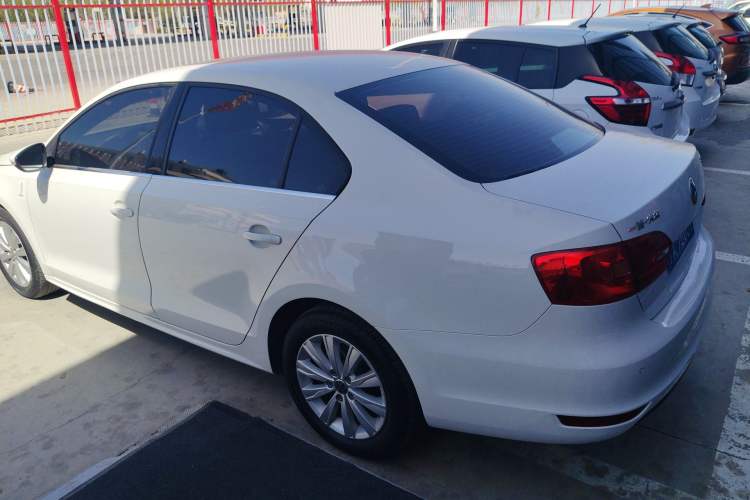 Used Volkswagen Sagitar 2014 Revised Version 1.6L Automatic Leading Edition Rear Left 45 Deg