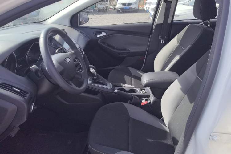 Used Ford Focus 2012 Hatchback 1.6L Automatic Comfort Model