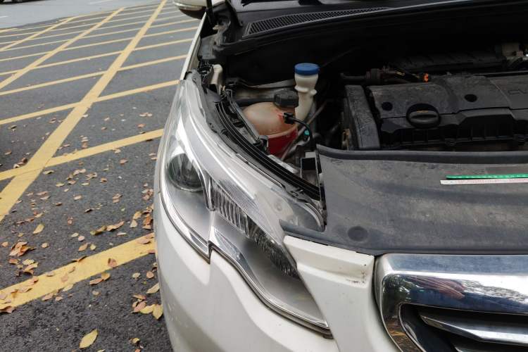 Used Peugeot 2008 2014 1.6L Automatic Fashion Edition