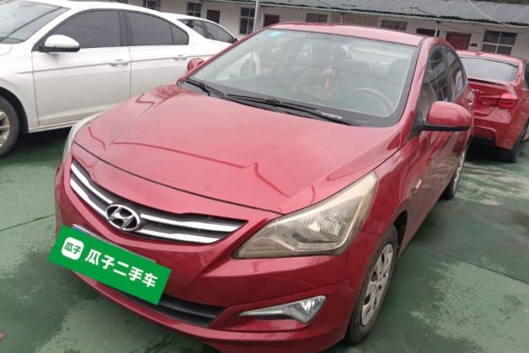 Used Hyundai Verna (older generation) 2014 1.4L Manual Smart GLS Trim