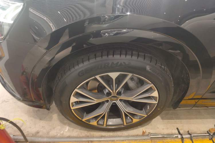 Used Audi Q8 2023 55 TFSI Luxury Dynamic Edition