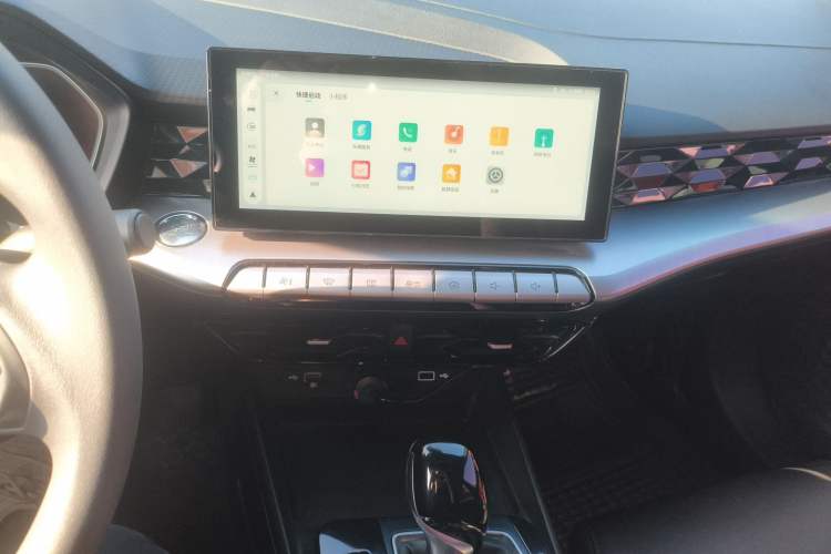 Used MG 5 2021 180 DVVT CVT Youth Luxury Edition Audio And AC Panel