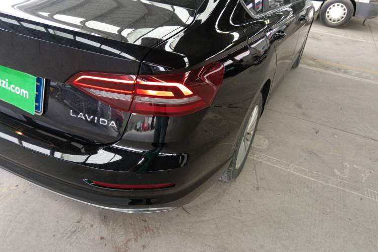 Used Volkswagen Lavida 2021 1.5L Automatic Comfort Edition