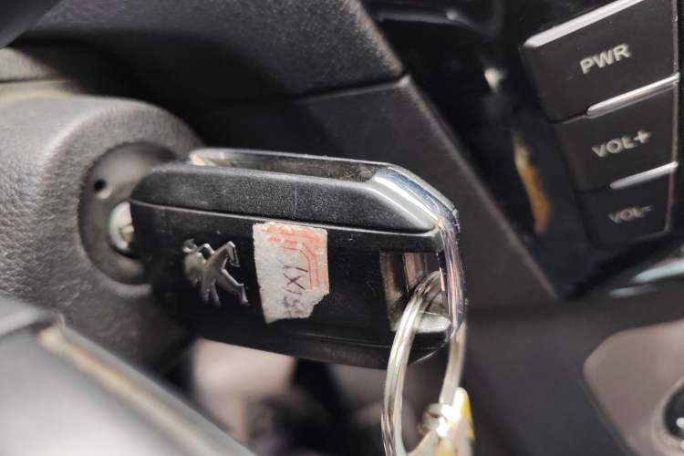 Used Peugeot 301 2014 1.6L Automatic Luxury Edition