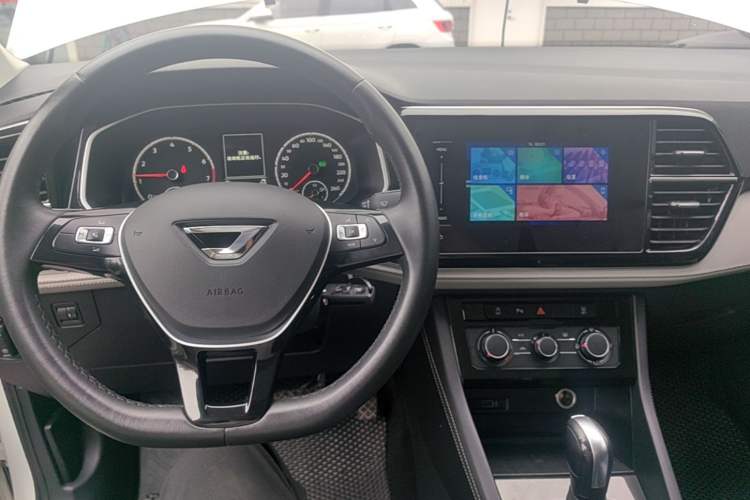 Used Jetta VS7 2022 280TSI Automatic Trend Edition
