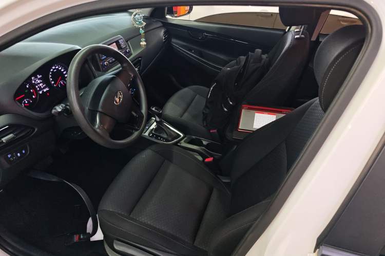 Used Hyundai Celesta 2018 1.6L Automatic GL Enjoyment Version China V Standard
