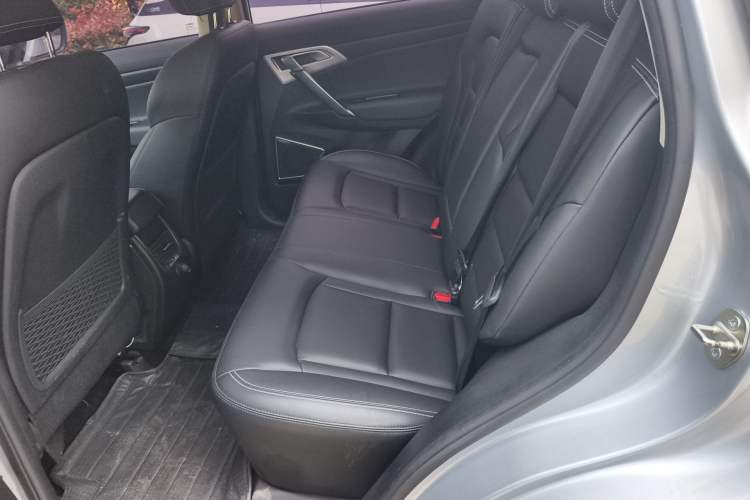 Used Geely Auto Emgrand X7 Sport 2016 1.8TD Automatic ZhiShang Model