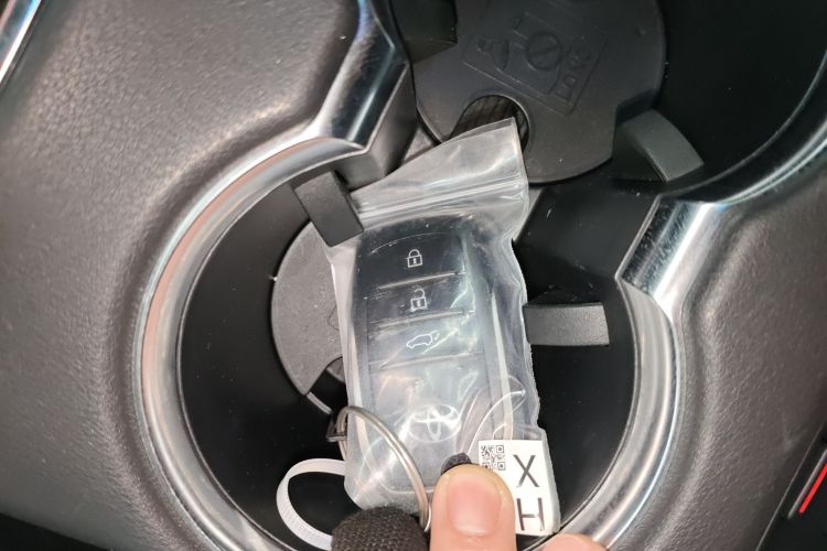 Used Toyota Venza 2022 2.0L CVT Four-Wheel Drive Supreme Edition
