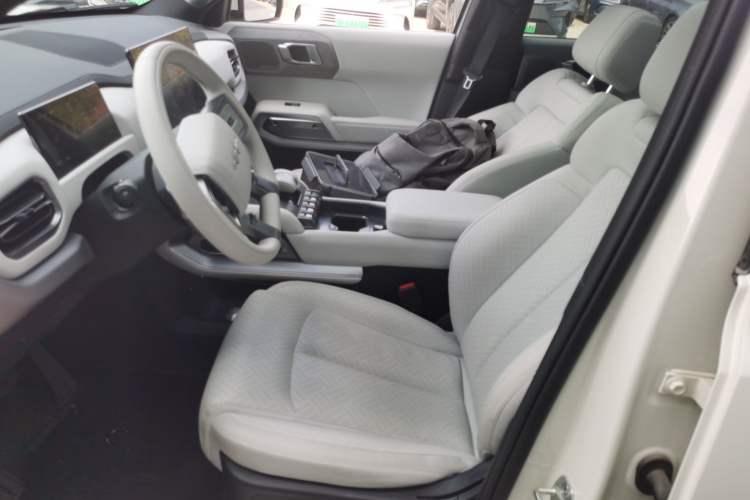 Used Formula Leopard Titanium 3 2025 501KM All-Wheel Drive Intelligent Driving Ultra Version
