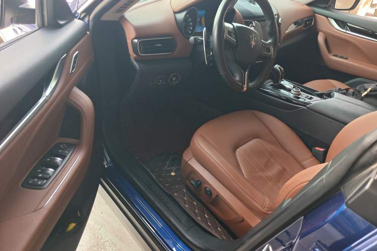 Used Maserati Levante 2018 3.0T Classic Edition Driver Seat