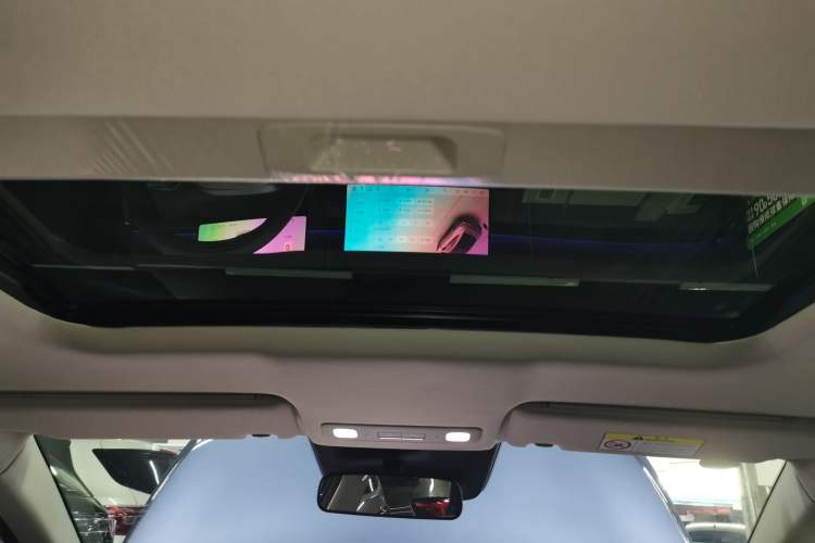 Used Nissan N6 2026 Model 180 Max Headliner