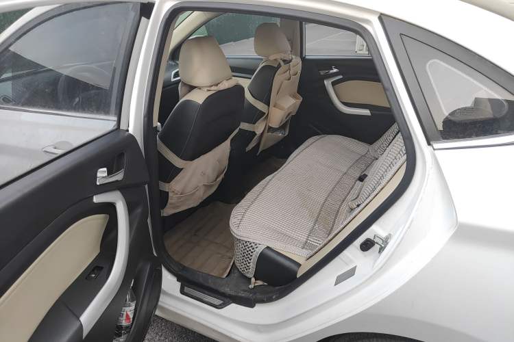 Used Changan Alsvin V7 2015 1.6L Manual Enjoyment Model China V Standard