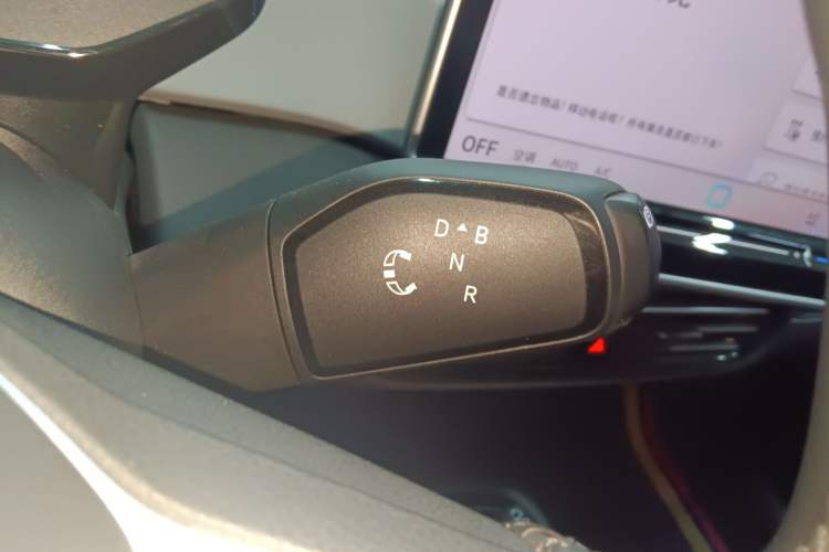 Used Volkswagen ID.3 2025 Smart Edition Outstanding Model Gear Lever