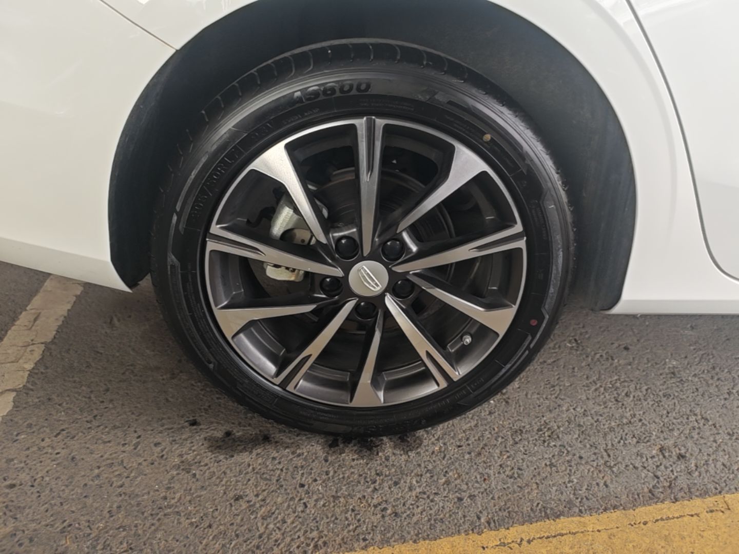 Geely Auto Emgrand 2025 4th Generation 1.5L CVT Flagship Version — снимка 11
