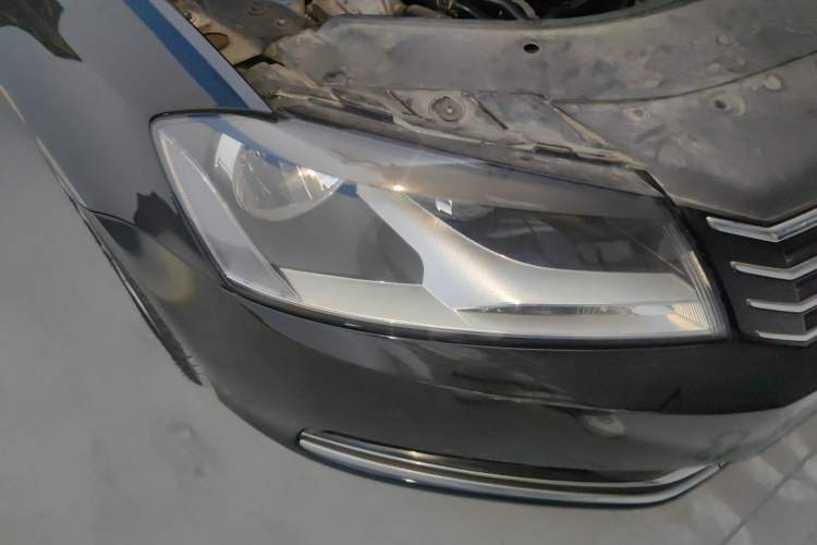 Used Volkswagen Magotan 2012 Travel Edition 2.0 TSI Comfort Version