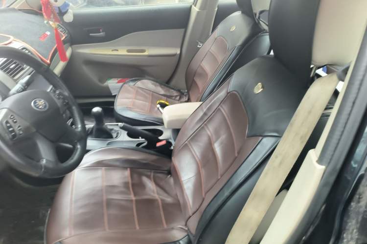 Used Bestune B50 2012 1.6L manual sunroof version