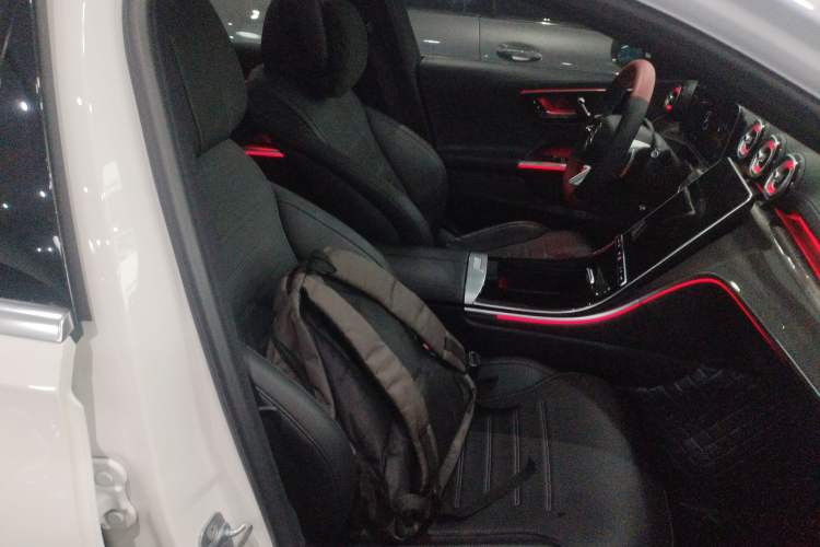 Used Mercedes-Benz C-Class 2024 C 260 L Sport Edition Right Front Seat