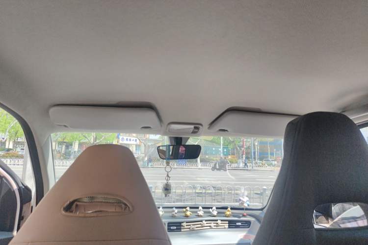 Used Wuling Hongguang MINIEV 2021 Macaron Fashion Model Lithium Iron Phosphate Headliner