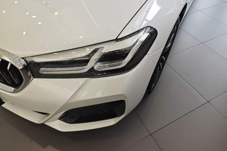 Used BMW 5 Series 2022 Second Facelift 525Li M Sport Package