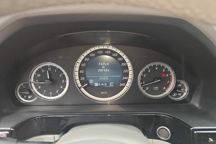 Used Mercedes-Benz E-Class 2010 E 200 CGI Elegant Model