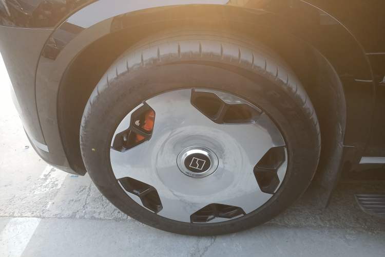 Used Zeekr 9X 2025 Ultra Edition Exterior 4