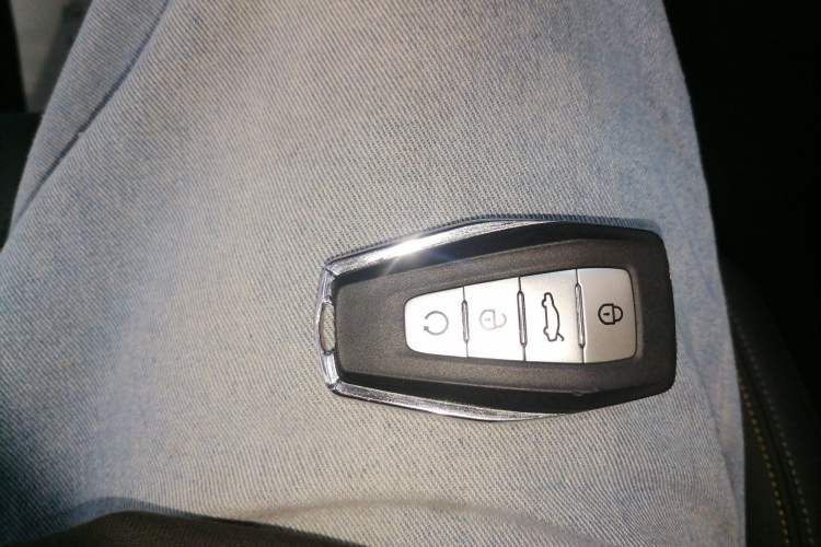 Used Geely Auto Emgrand L HiP 2022 1.5TD-DHT Pro 100KM Super Clean
